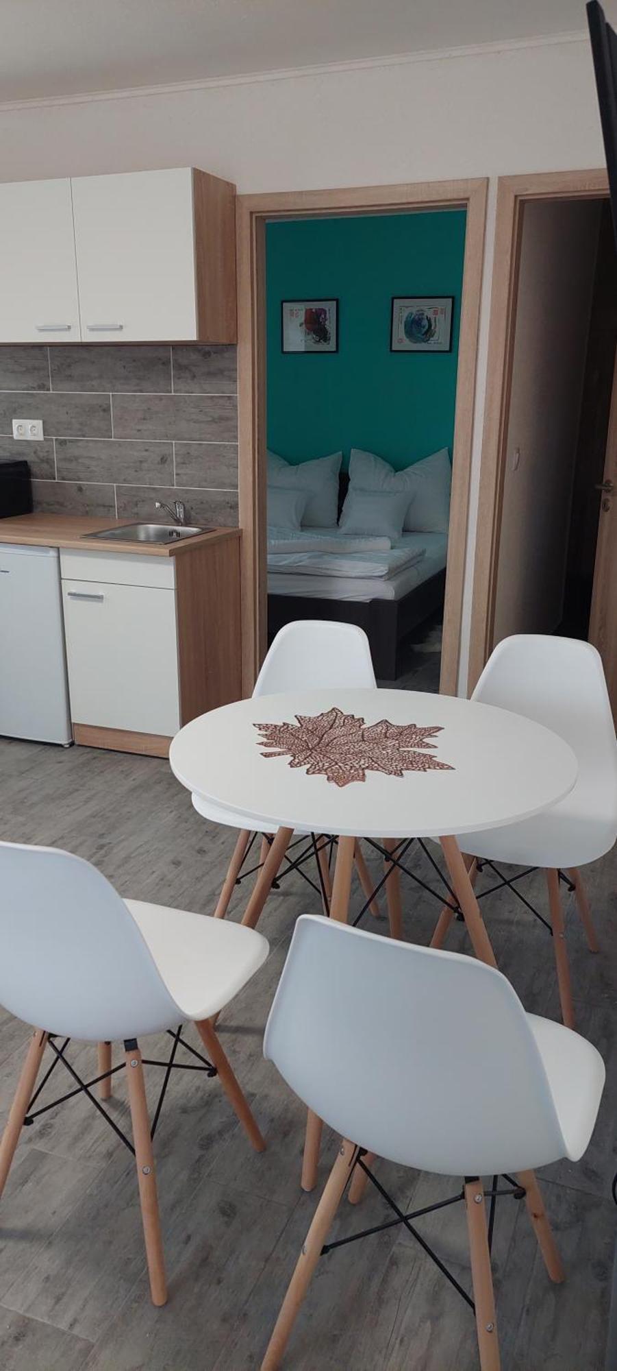 Heviz Lux Apartmanhaz Exterior foto